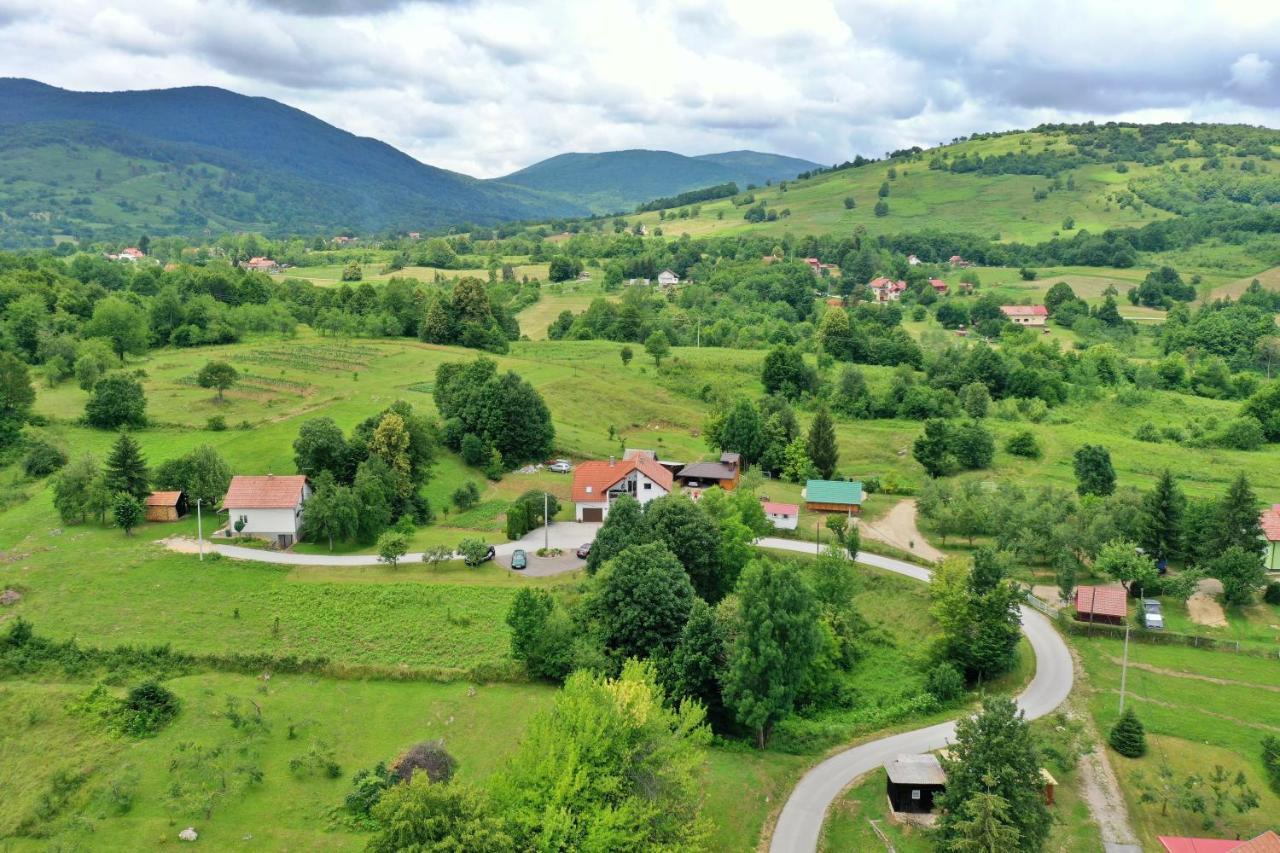 Rooms Toni Selište Drežničko Exterior foto