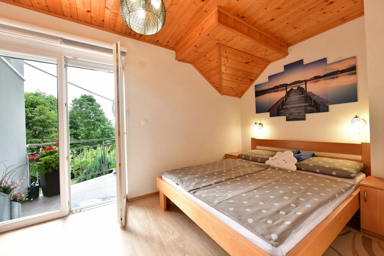 Rooms Toni Selište Drežničko Exterior foto