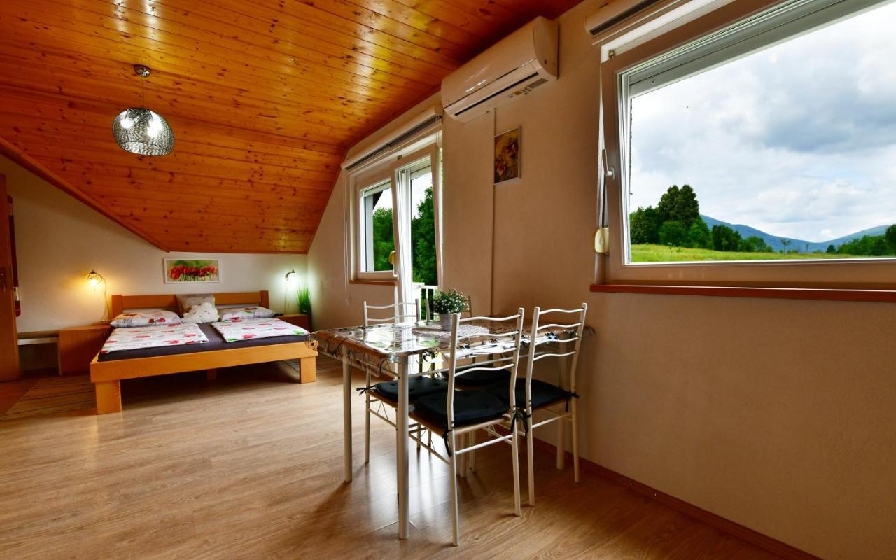 Rooms Toni Selište Drežničko Exterior foto